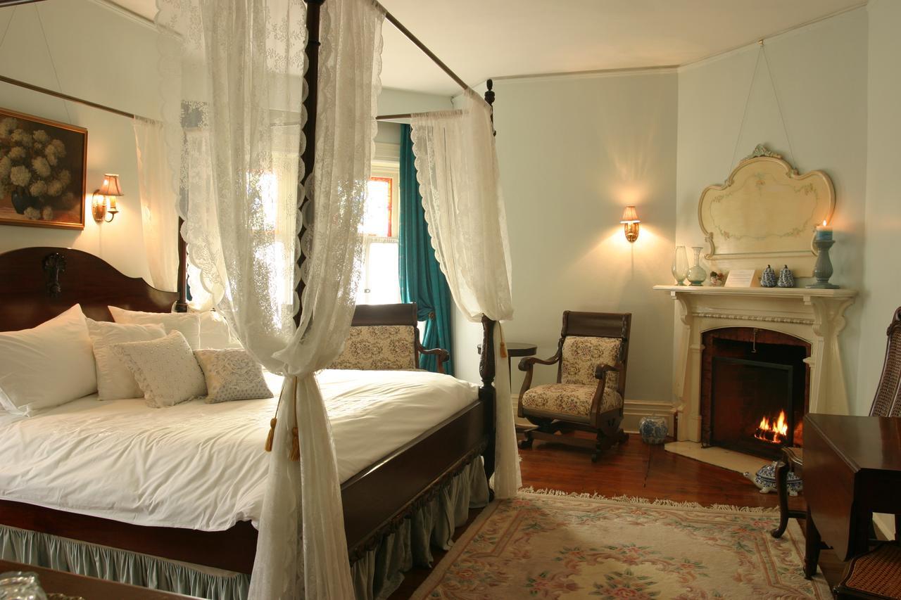 Grand Victorian Bed and Breakfast Niagara Falls Exteriör bild