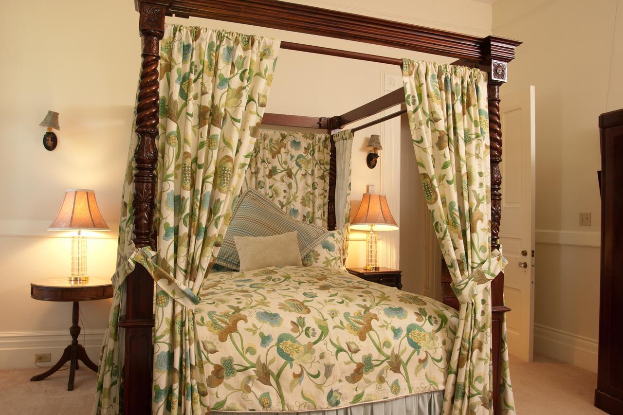 Grand Victorian Bed and Breakfast Niagara Falls Exteriör bild