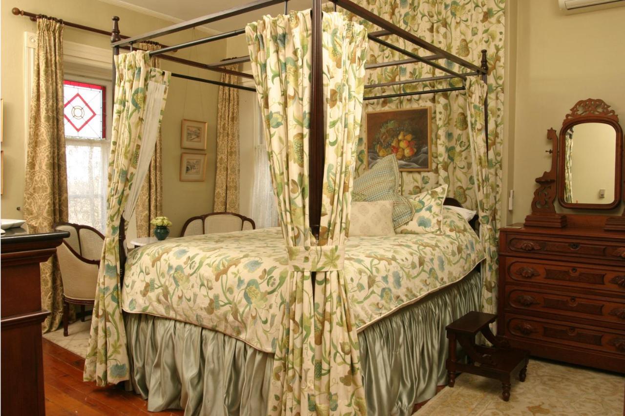 Grand Victorian Bed and Breakfast Niagara Falls Exteriör bild
