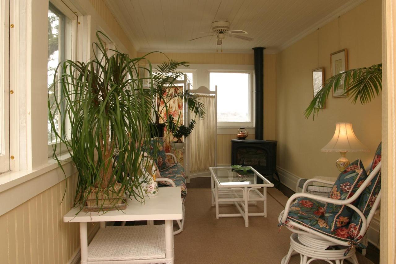 Grand Victorian Bed and Breakfast Niagara Falls Exteriör bild